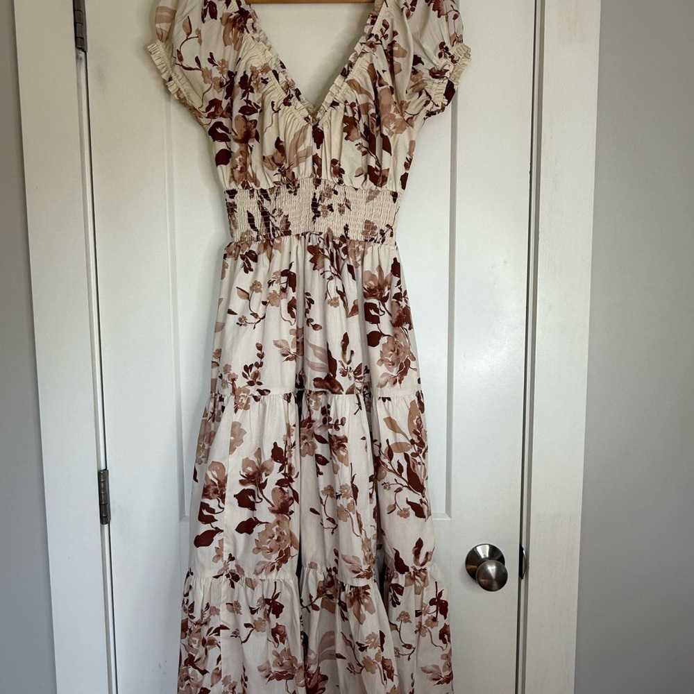 Abercrombie & Fitch Cape Sleeved Smocked Waist Midi Dress - Small
